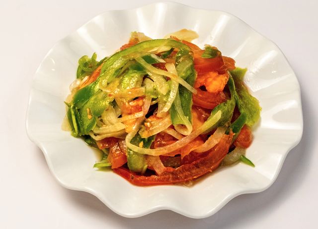 Uyghur Salad 维吾尔风味沙拉.