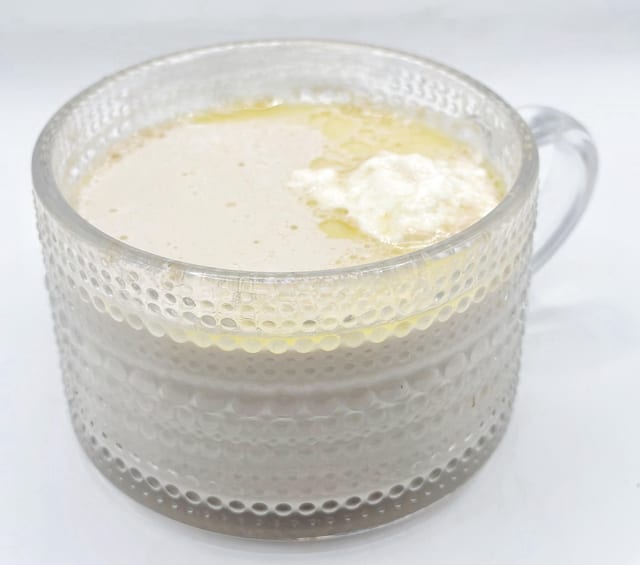 Uyghur Special Milk Tea 维吾尔风味特调微咸奶茶.
