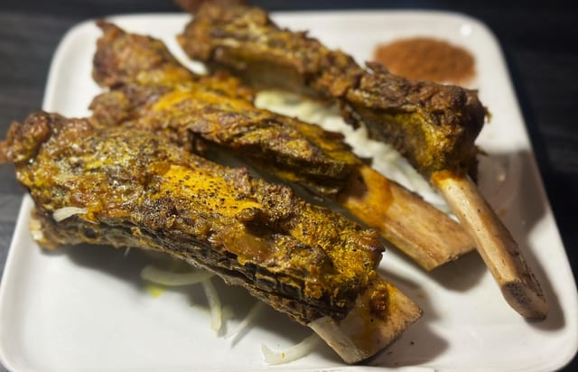 Slow-roasted Beet Rib 慢烤牛肋排.