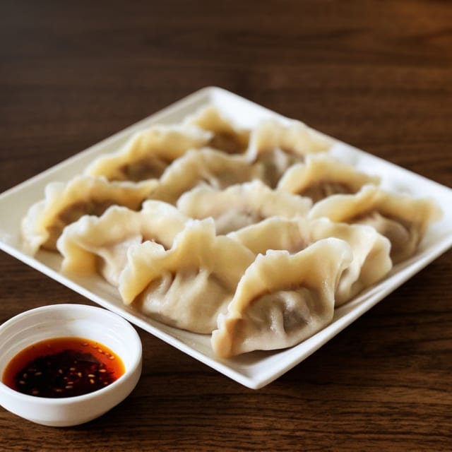 Handcrafted Dumplings - Lamb with Chinese Cabbage (10 Piece) 手工羊肉白菜水饺.