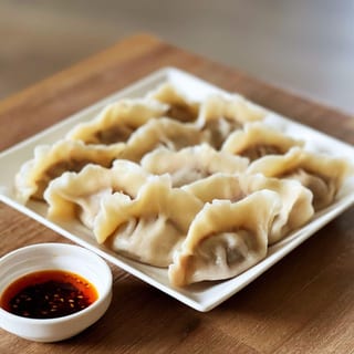 Handcrafted Dumplings - Lamb with Chinese Cabbage (10 Piece) 手工羊肉白菜水饺