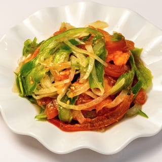 Uyghur Salad 维吾尔风味沙拉